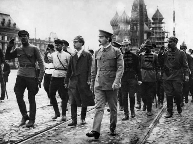 trotsky_ottobre trotsky_ottobre